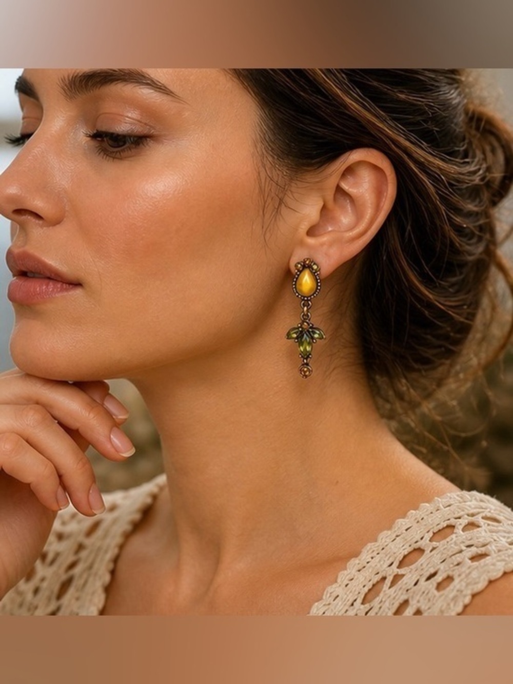 Vintage Avon & Nina Ricci collab, Green and Topaz Earrings 💚🧡